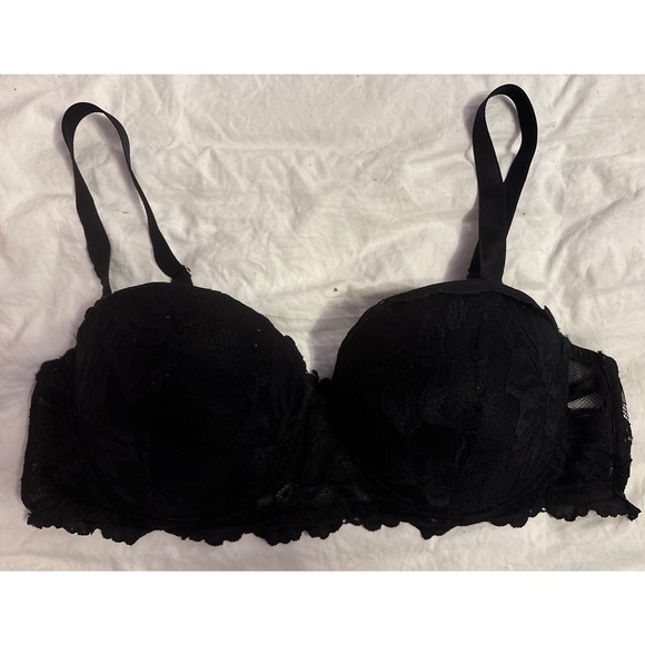 Daisy Fuentes Full Figure Black Lace Lightly Lined Balconette Underwire Bra, 40D - Picture 1 of 6